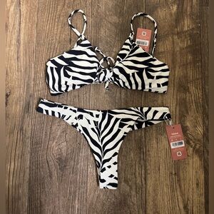 NEW Midori Bikinis Cobain bikini set. Small. Jesse top and Kai Bottom.